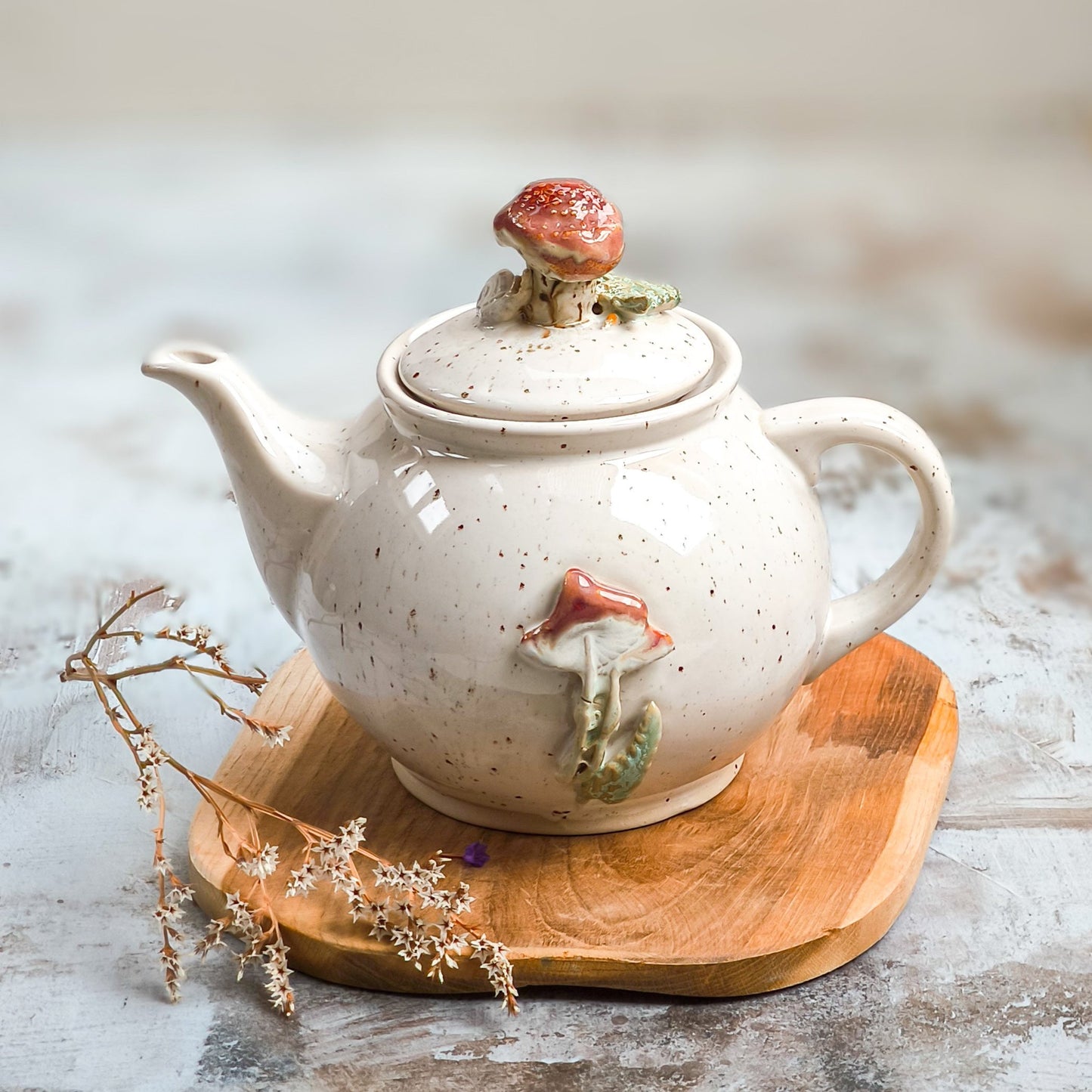 Handcrafted MUSHROOM Ceramic Teapot – A Colorful Touch for Every Occasion